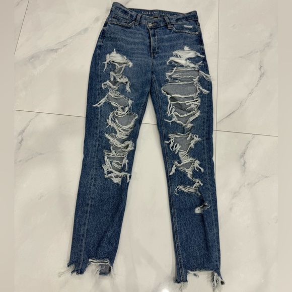 American Eagle Distressed Jeans, some stretch - Picture 1 of 2